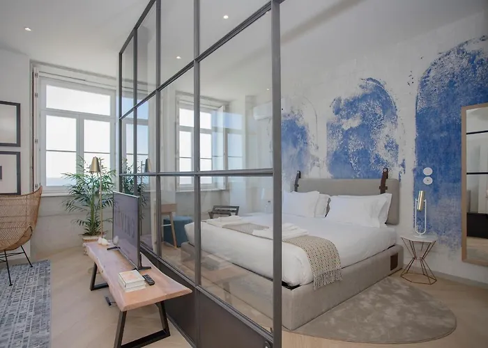 Апартаменты Liiiving In - Luxury Beachfront Порту