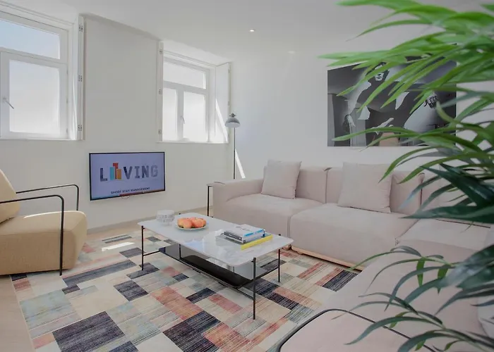 Liiiving In - Luxury Beachfront * Порту