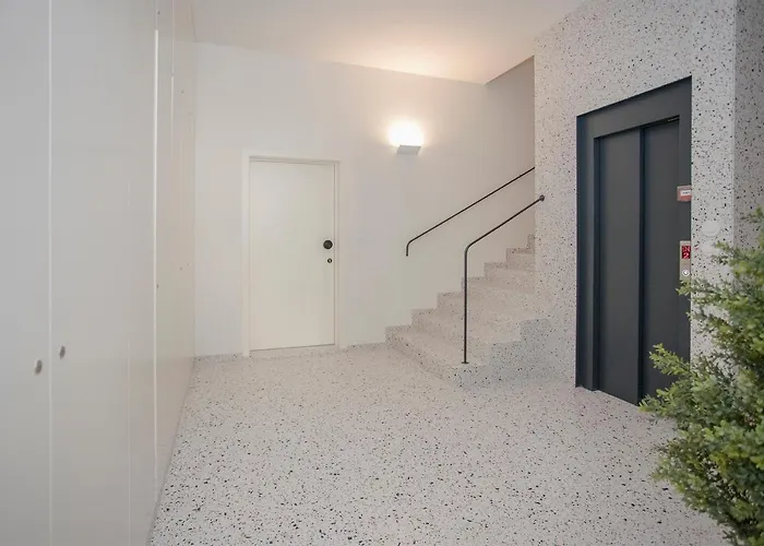 Liiiving In - Luxury Beachfront Apartmán