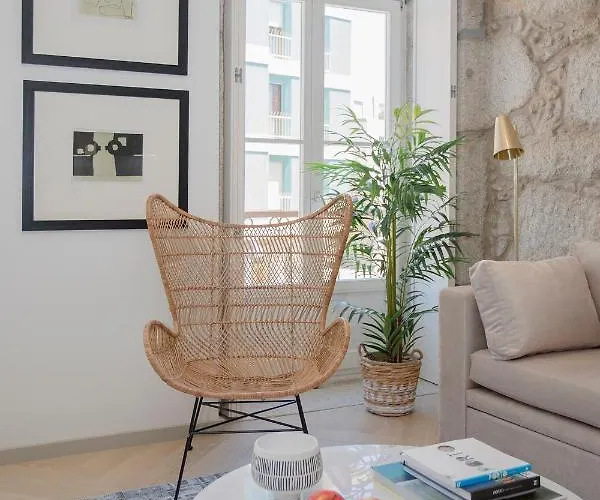 Liiiving In - Luxury Beachfront * Porto