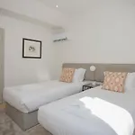 Liiiving In - Luxury Beachfront Apartamento