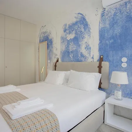 Liiiving In - Luxury Beachfront Apartamento