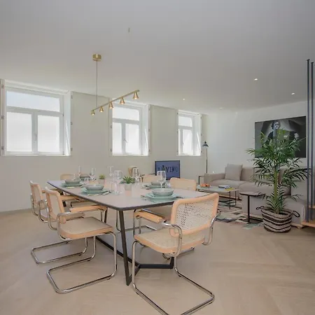 Apartament Liiiving In - Luxury Beachfront *