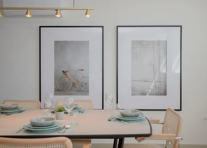 Liiiving In - Luxury Beachfront Appartement Oporto