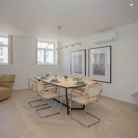 Apartment Liiiving In - Luxury Beachfront