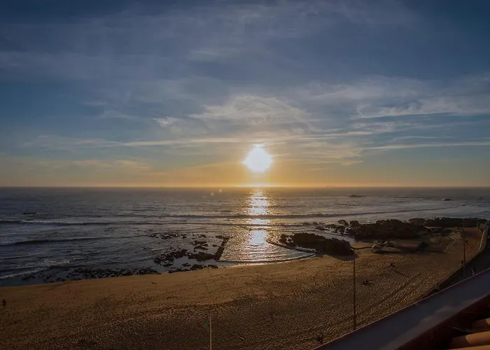 Liiiving In - Luxury Beachfront Apartmán *