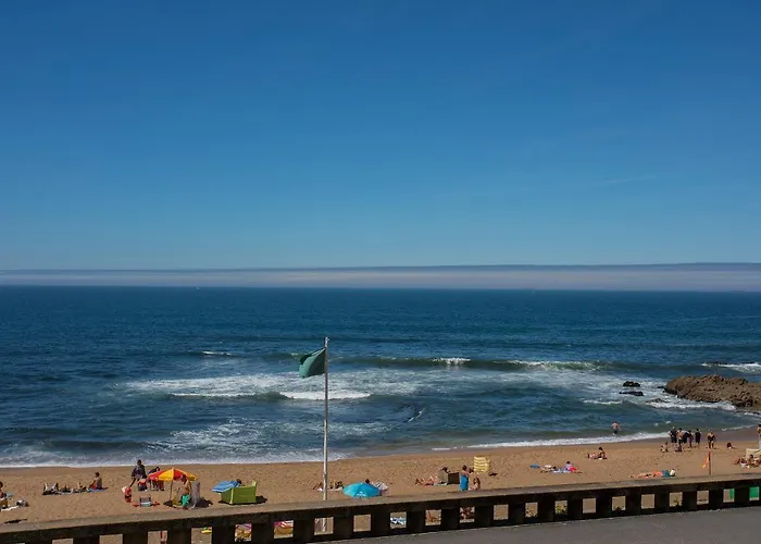 Liiiving In - Luxury Beachfront شقة *