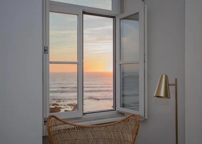 Liiiving In - Luxury Beachfront شقة بورتو